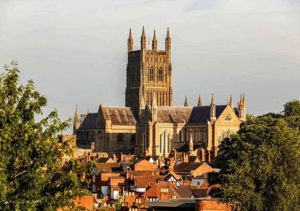 Art Pussel – Worcester Cathedral 1500 bitar